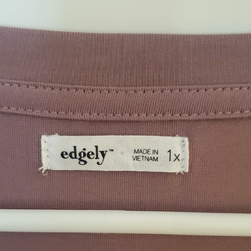 *Edge Purple Relaxed Blouse V-Neck - Picture 2 of 5